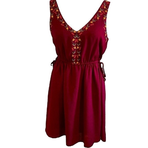 My Michelle Y2K 90s V-Neck & Back Floral Embroidery tie sides Sleeveless dress M - Picture 1 of 9